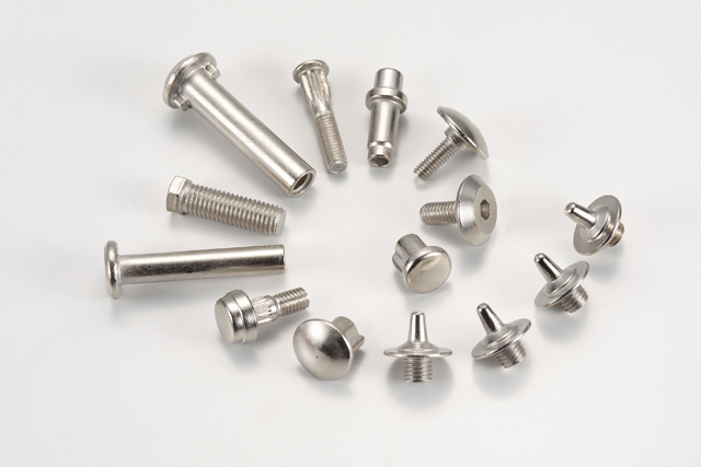 Sports spikes bike screws